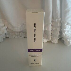 Rodan & Fields Unblemish Invisible Matte Defense SPF 30 30mL Step 4